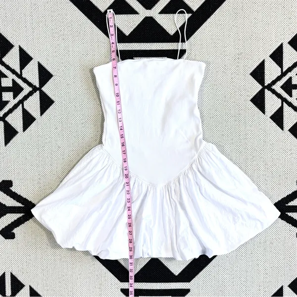 Zara Mixed Ribbed Poplin Balloon Mini Dress in White Medium - Image 8