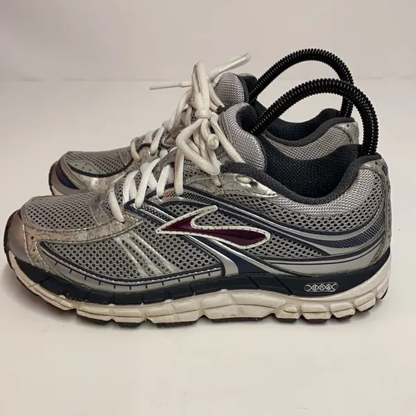 Brooks Women's Addiction‎ 10 Running Shoe size 7 A20 - Image 2