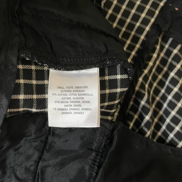 Essential Slim Black & White Plaid Print Cropped Pants - Image 14