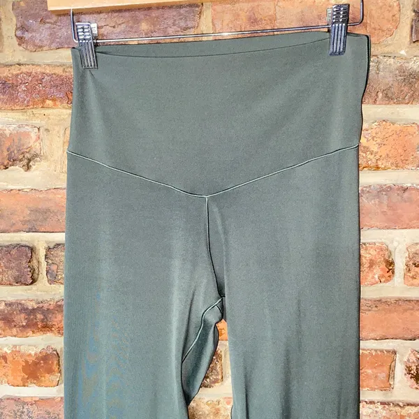 Offline by Aerie Olive Daze Green 7/8 Hi-Rise Leggings Women's Size Large - Image 3