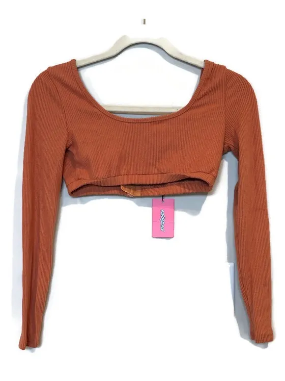 Edikted Ribbed Long Sleeve Crop Top Medium New - Image 2