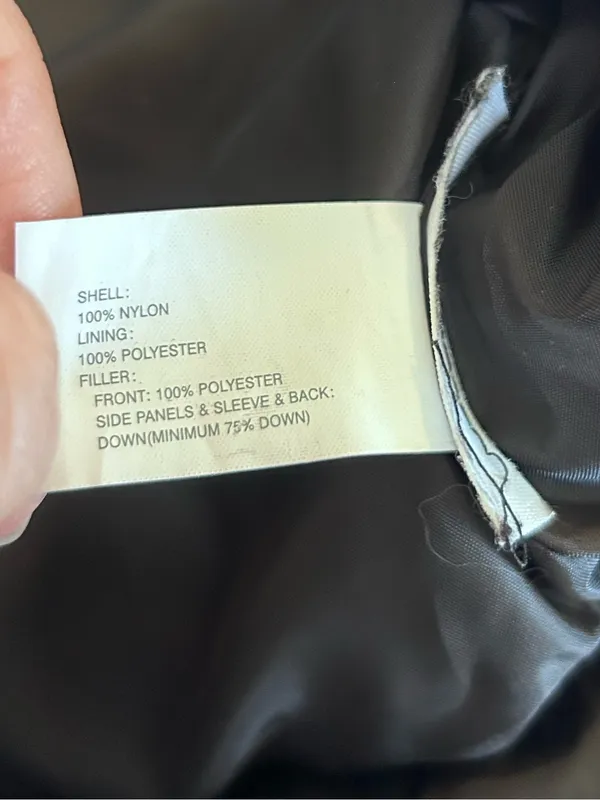Gap Y2K 2006 Black Cropped Puffer Jacket Size XS - Image 5