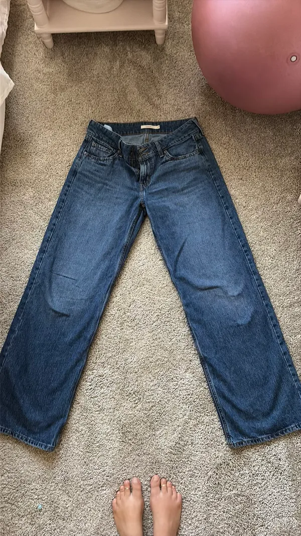 Levi’s Super Low Loose Jeans - Image 3