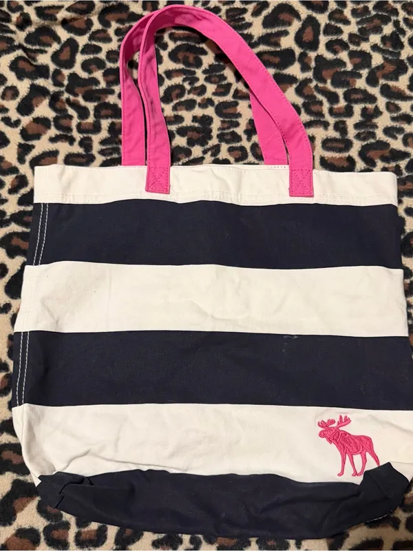 2000s vintage style abercrombie & fitch striped tote bag with pink moose & strap - Image 2