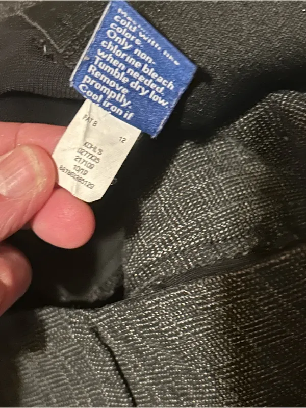 Apt. 9 gray pin stripedDress Pants - size 12 - Image 13