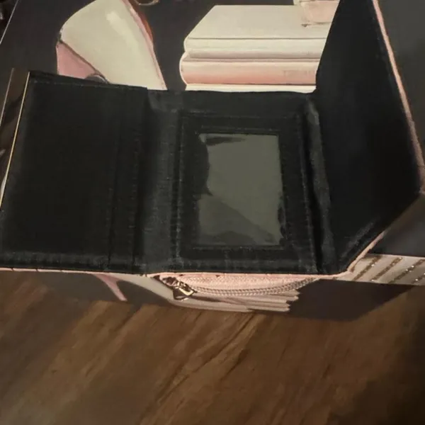Pink woven leather wallet with - Image 2