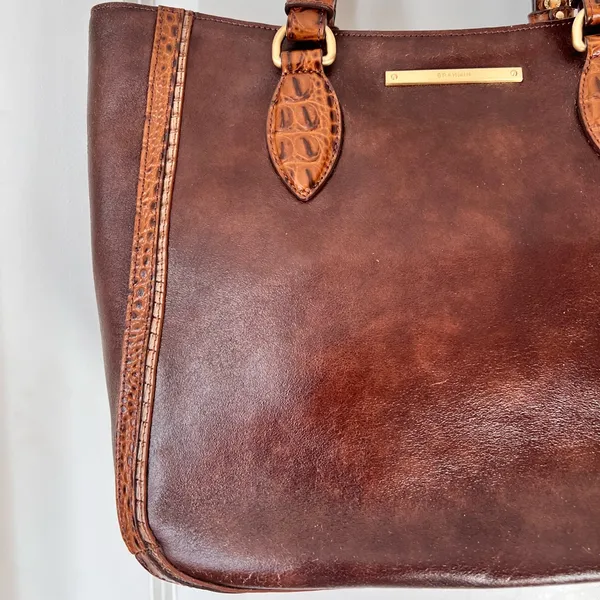 Brahmin Brown‎ Crocodile Print Leather Handbag Classic Purse 10"H x 15"W - Image 3