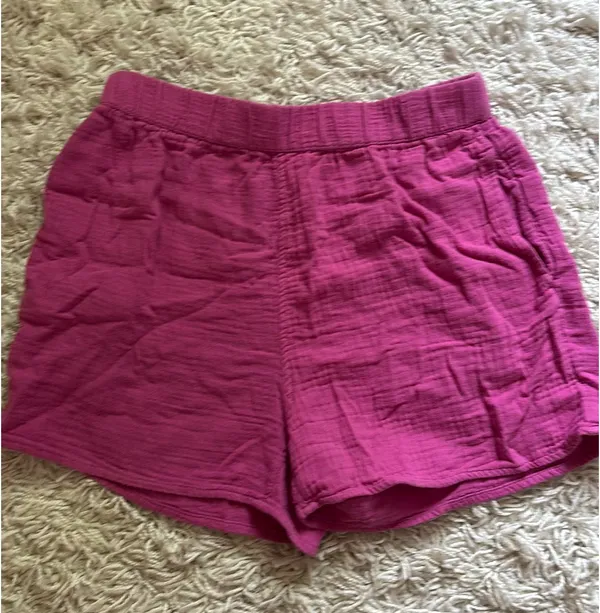 Universal Thread Shorts - Image 4