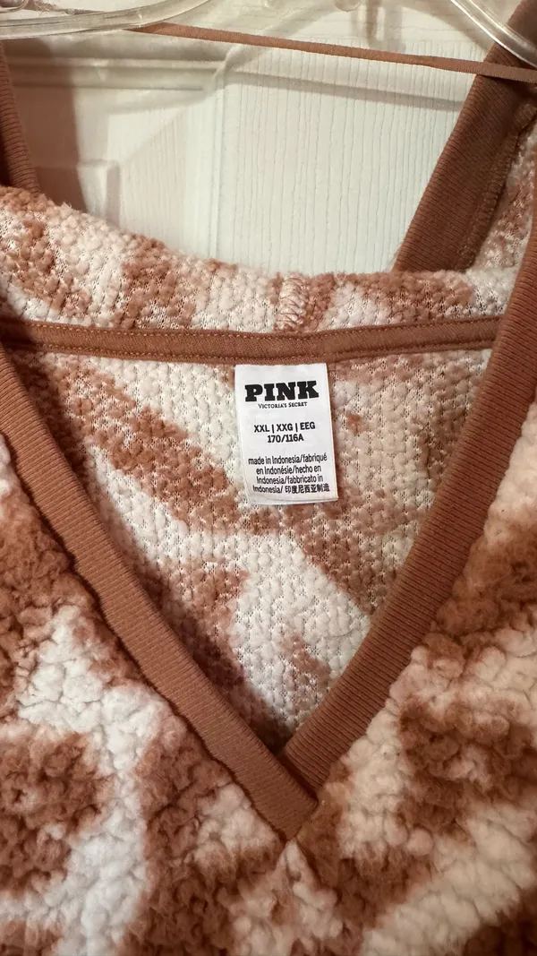 PINK Victoria's Secret Fleece Pullover - Image 2
