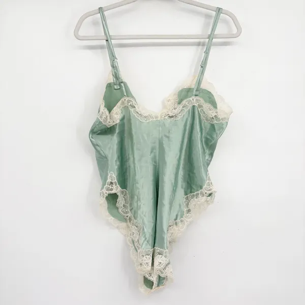 NWT Delicates Womens Sage Lace Trim Fairycore Vintage Satin Teddy Bodysuit Large - Image 8