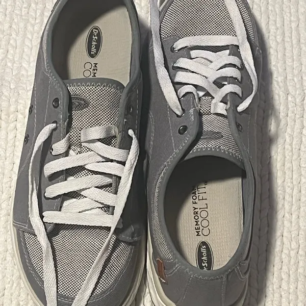 Dr. Scholl’s Memory Foam Cool Fit Grey Sneakers 9M - Image 3