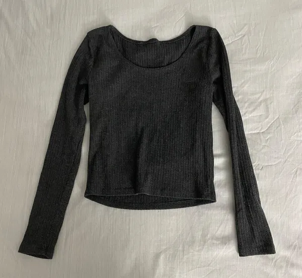 Urban Outfitters Gray Long Sleeve - Image 2