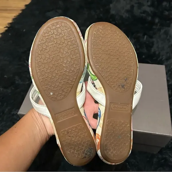 COACH white sandals flip flops shoes women’s 6.5 - Image 4