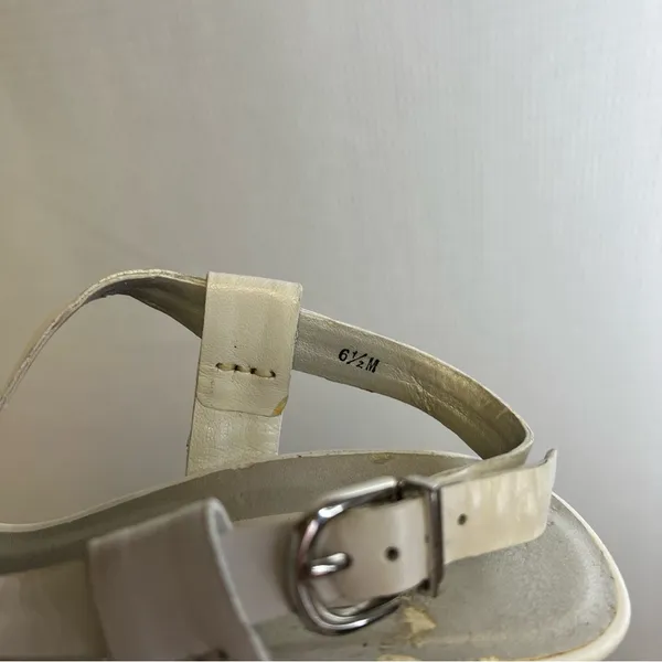 JILDOR | Size 6.5 Strappy White‎ and Brown Cork Wedge Heels - Image 3