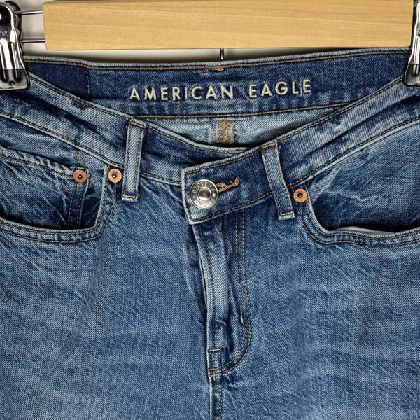 American Eagle Baggy Denim Jeans Size 2 High Rise Distressed Medium Wash - Image 3