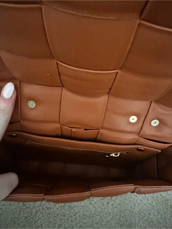 Woven padded bag with chain Orange - Image 4