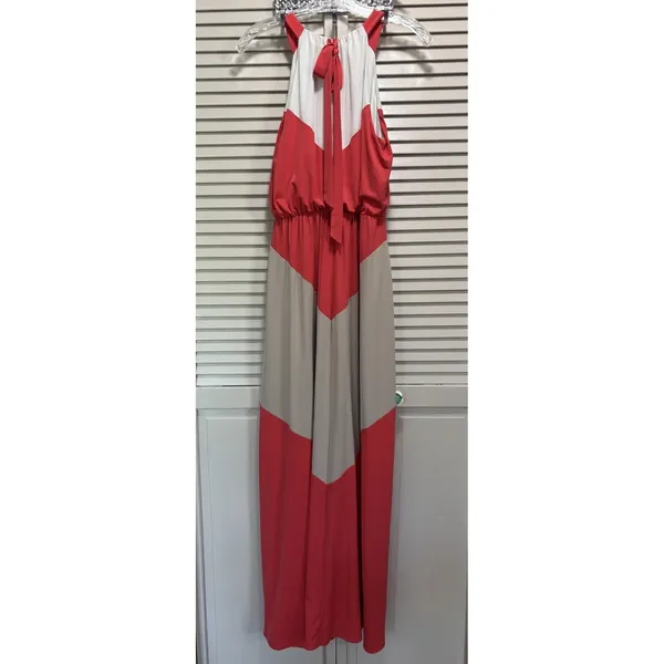 Vince Camuto Coral/Tan Chevron Halter Maxi Dress Size 4‎ Tie Back Elastic Waist - Image 5