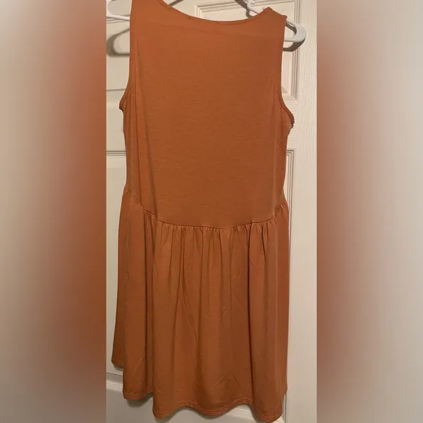 Zenana Outfitters Top Sleeveless EmpireWaist ButterOrange P-P 20” Hi-Lo Hem 27”F 32 1/2”Back NWOT - Image 3