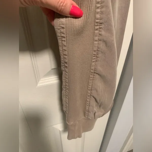 Aerie Super Soft Khaki Brown Drawstring Jogger Pants Size Small - Image 2