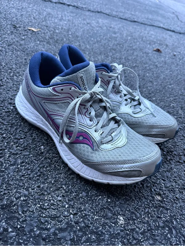 Saucony Cohesion 9 Gray Pink Running Shoes Women’s Size 10 - Image 2