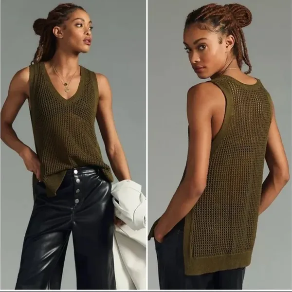 Anthropologie Olive Mesh Knit Top Size Small - Image 2