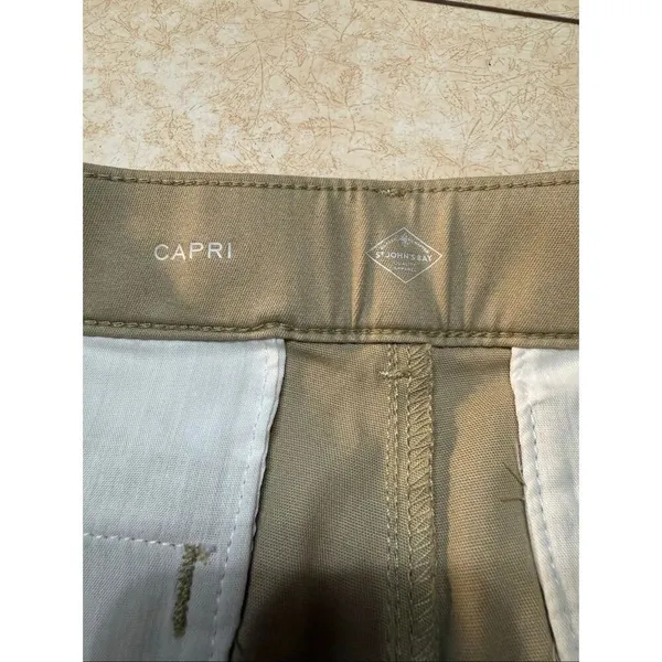 St. John’s Bay Capris- Khaki/ Mid Rise/Sz 14 NWT - Image 8