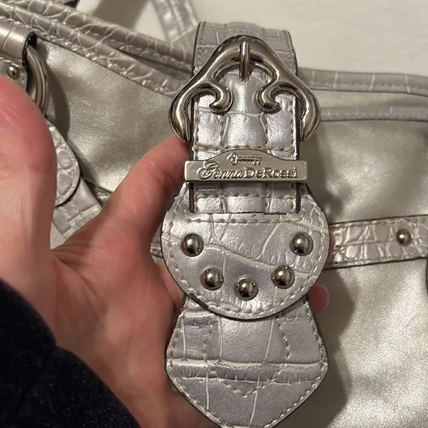 Genna de Rossi silver handbag tons of pockets animal print details GUC - Image 7