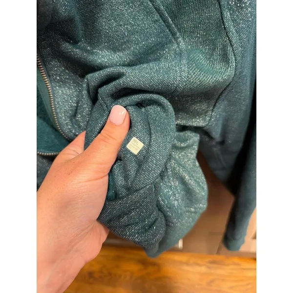 Lululemon‎ Scuba Oversized Half-Zip Hoodie in the sparkly Storm Teal color M-L - Image 4