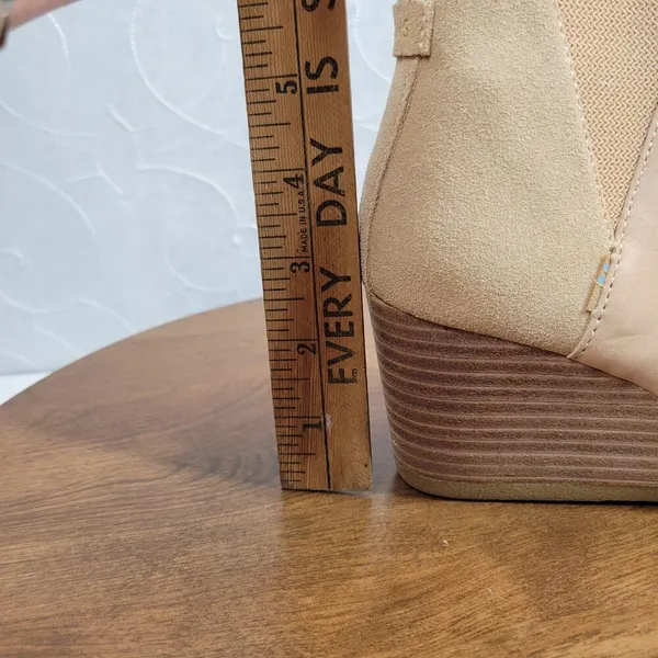 Toms Womens Kelsey Booties 6 Beige Leather Suede Round Toe Slip On Ankle Wedge - Image 12