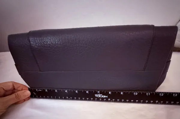 Woman’s Coach leather tote - Image 4