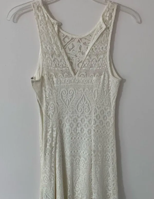Hollister white dress - Image 2