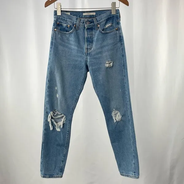 Levi’s Wedgie Straight Distressed Jeans‎ in Blue Size 25 - Image 5