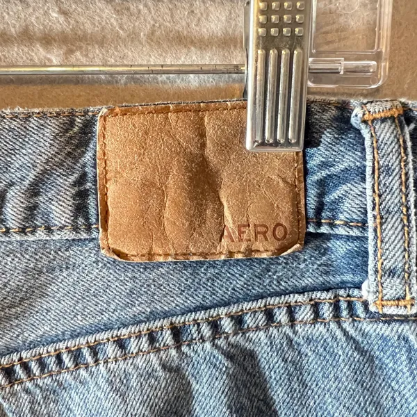 876 | Aeropostale 90s Super High Rise Straight Jeans Distressed Women's Size‎ 8 - Image 3