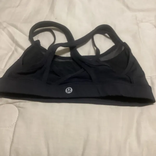 Lululemon Get  Down Bra size 4 black - Image 6