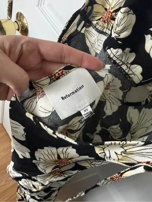 Reformation Zia Dress in Oriole XS - Image 7