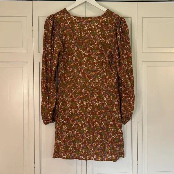 Clayton X Revolve ditsy floral long sleeve dress small - Image 9