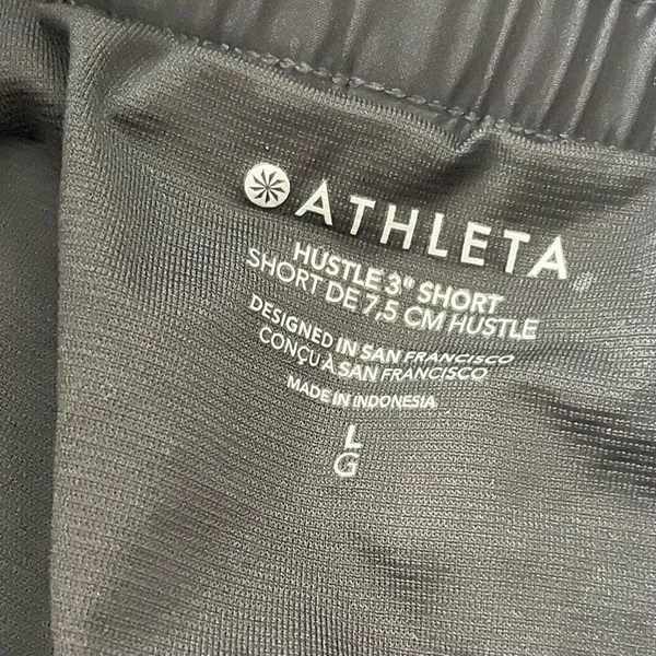 Athleta Hustle 3” Short Black NWT - Image 5