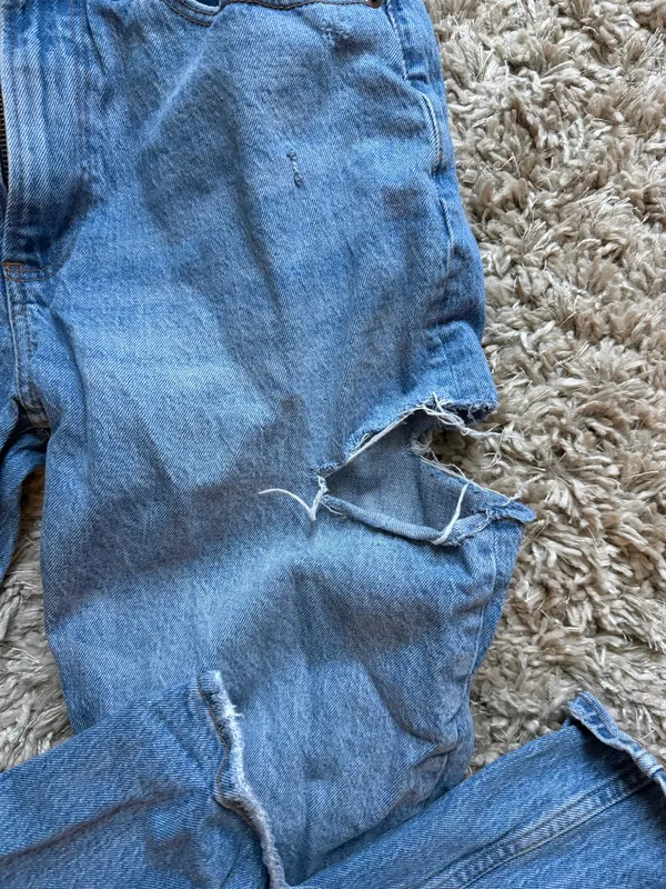 Abercrombie Jeans - Image 3