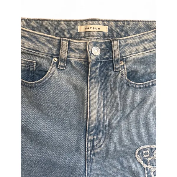 Pacsun 90’s Boyfriend Jeans Light Blue Embroidered Butterfly Patch Fairy Size 24 - Image 4