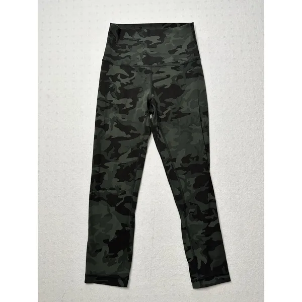 Lululemon Align Cropped Leggings Women’s Size 4 Camo - Image 2