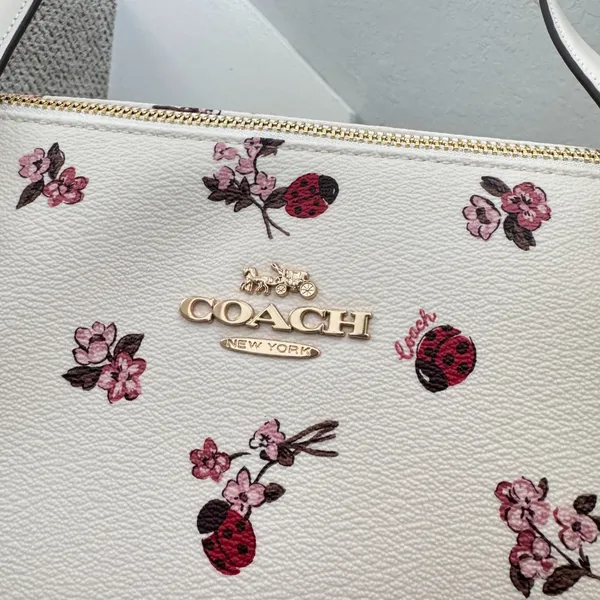 coach Gallery Tote Bag With Ladybug Floral Print cu271 - Image 7