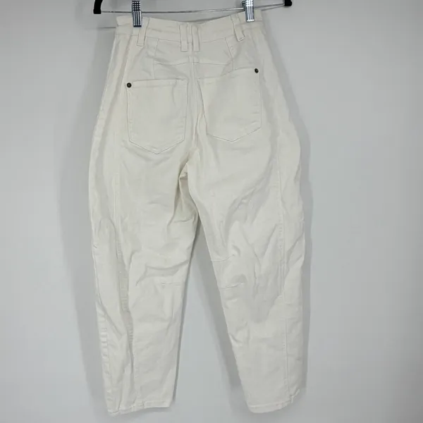 White High Waisted Barrel‎ Leg Tapered Jeans XS - Image 2