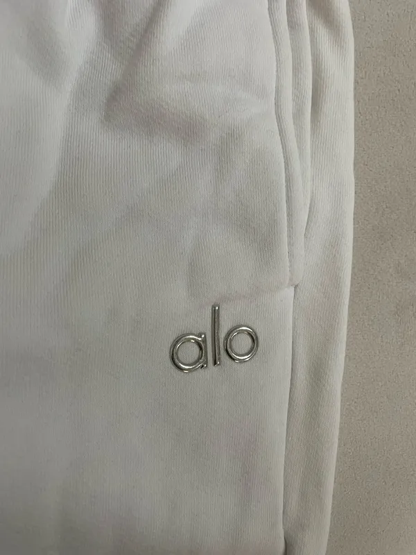 Alo Yoga Accolade Joggers Sweatpant white Size M - Image 4