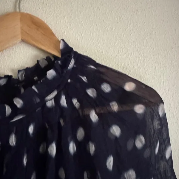 J. Crew Sheer Flowy Smocked Top Ombré Polka Dot Crinkle Chiffon Navy Large Cupro - Image 4
