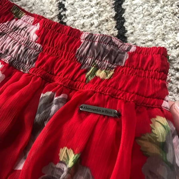 Abercrombie & Fitch rose skirt EUC - Image 2