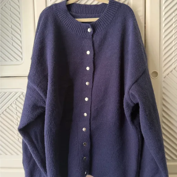Navy Button-Front Ribbed Cardigan - Image 12