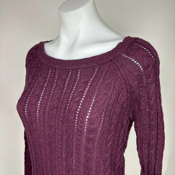 American Eagle Y2K Maroon Red Crochet Cable Knit Long Sleeve Sweater Top XS - Image 4