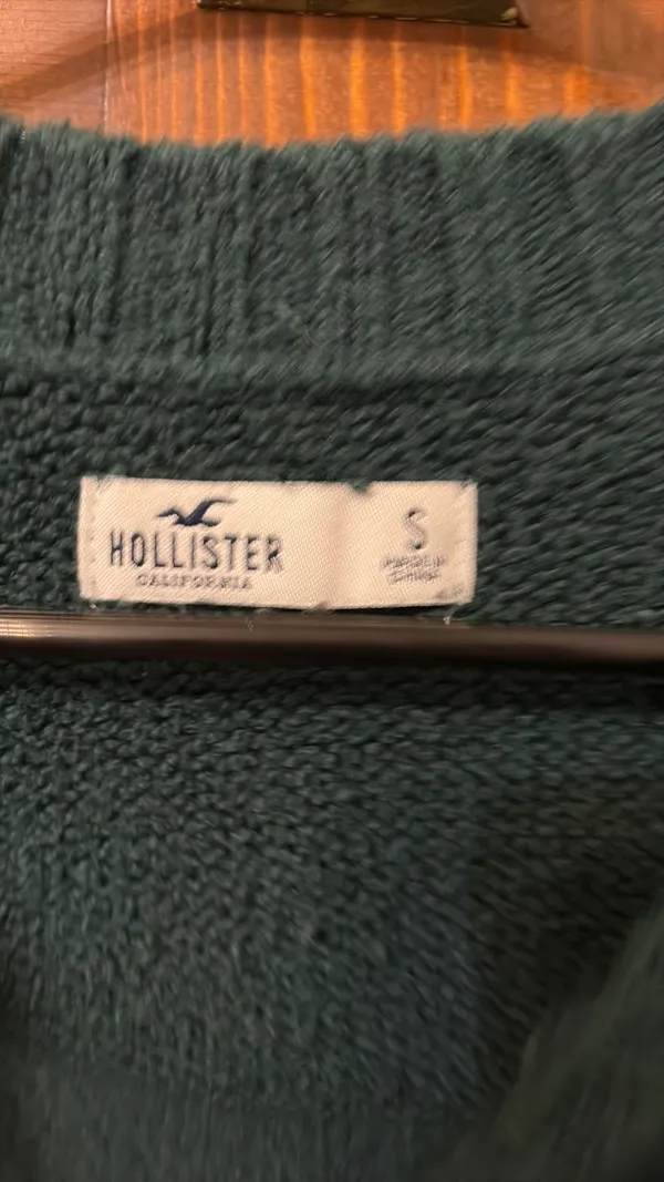 Hollister Sweater - Image 5