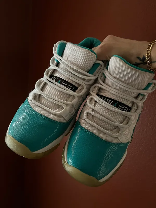 Air 11 Retro Low GS ‘Aqua Safari’ - Image 4