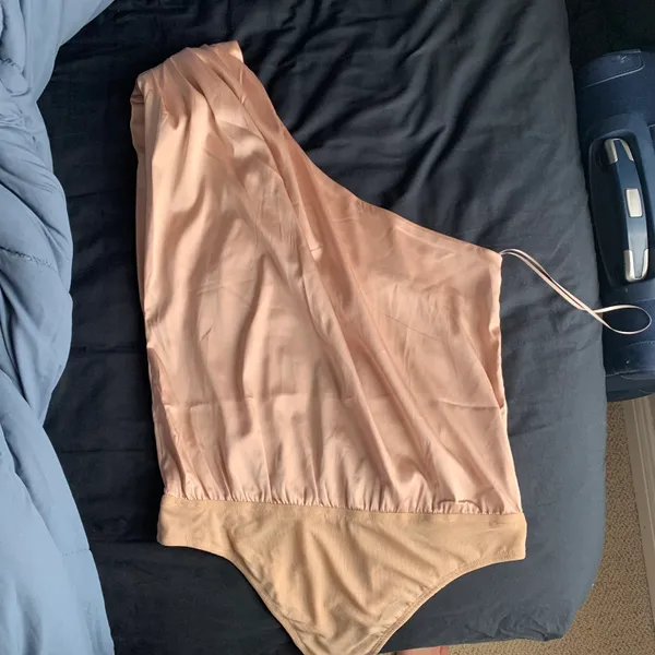Vestique Champagne Daydream Bodysuit - Image 5